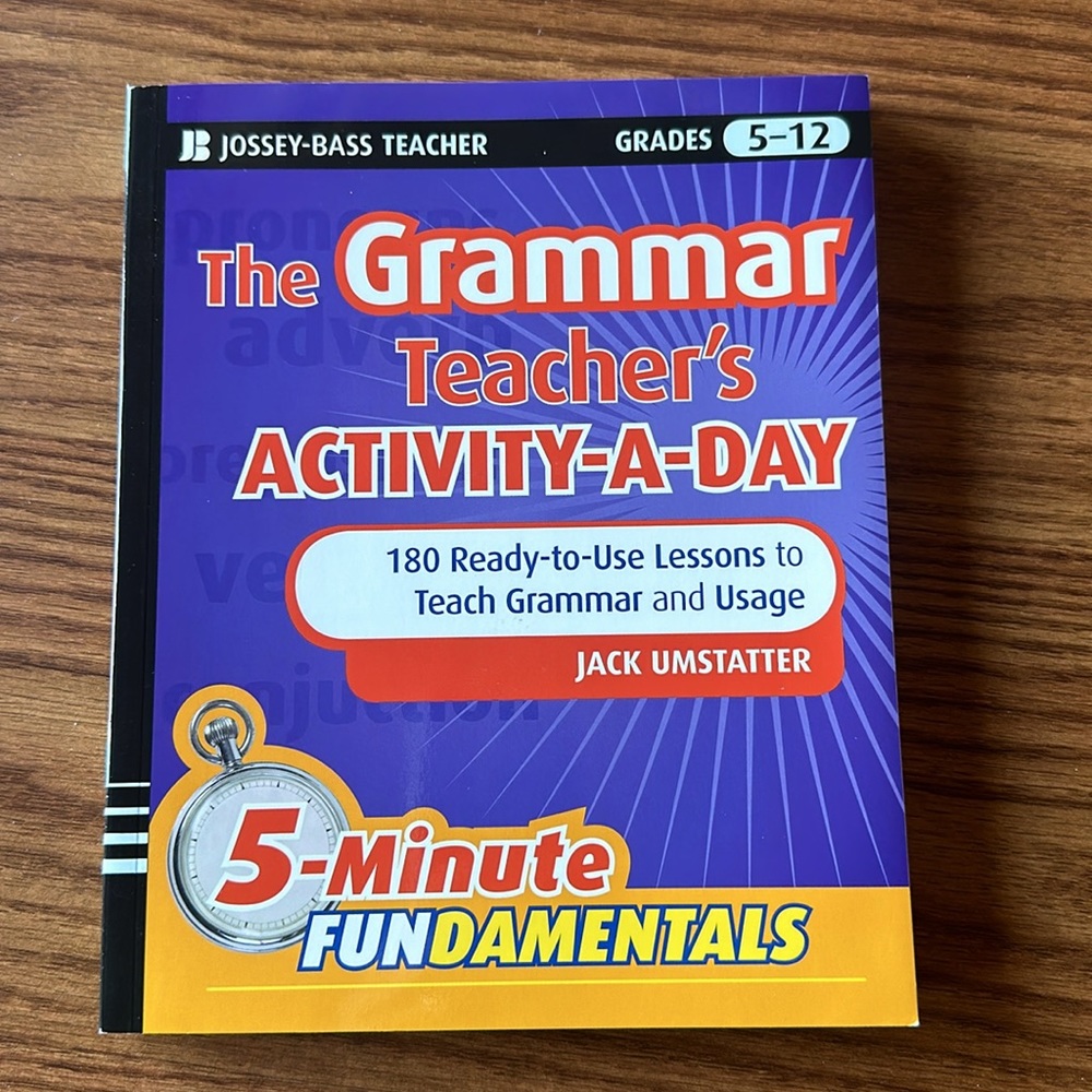 Teacher resource books - Picture 5 of 7
